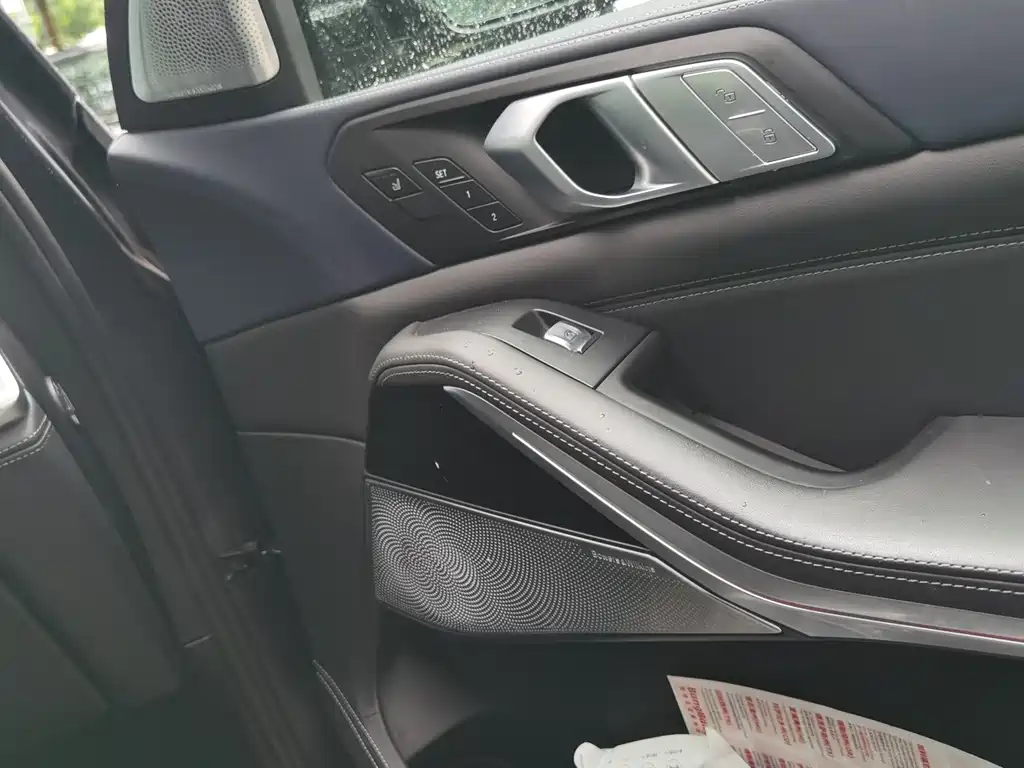 BMW X7 — миниатюра 4