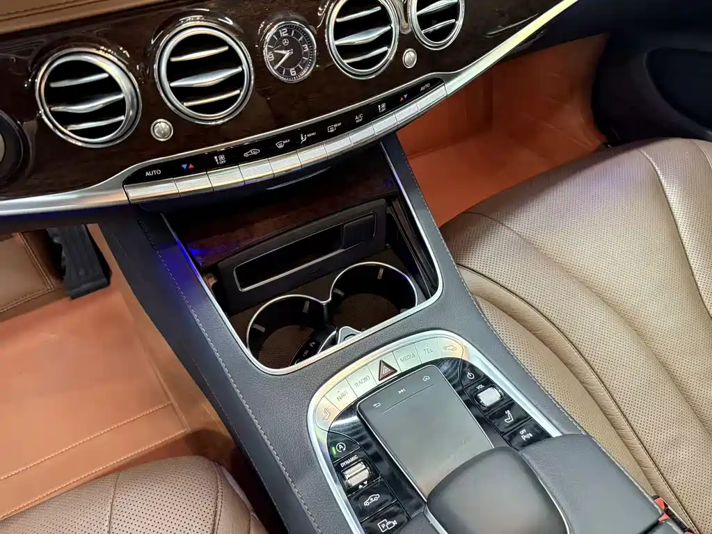 Mercedes-Benz S-Class — миниатюра 20