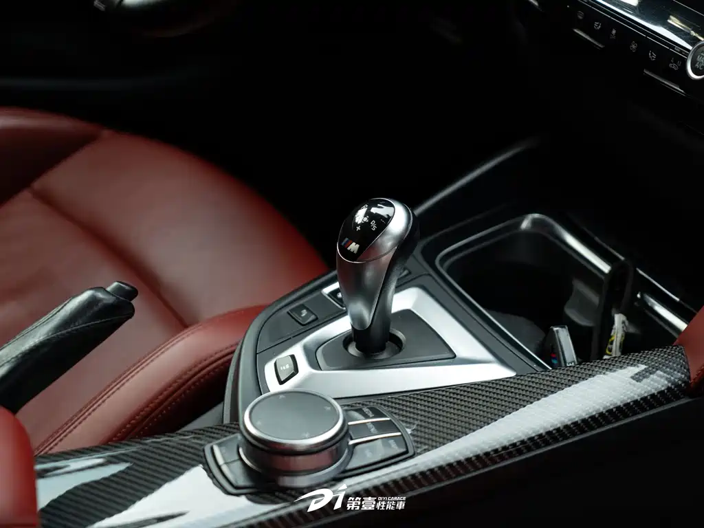 BMW M4 — миниатюра 9