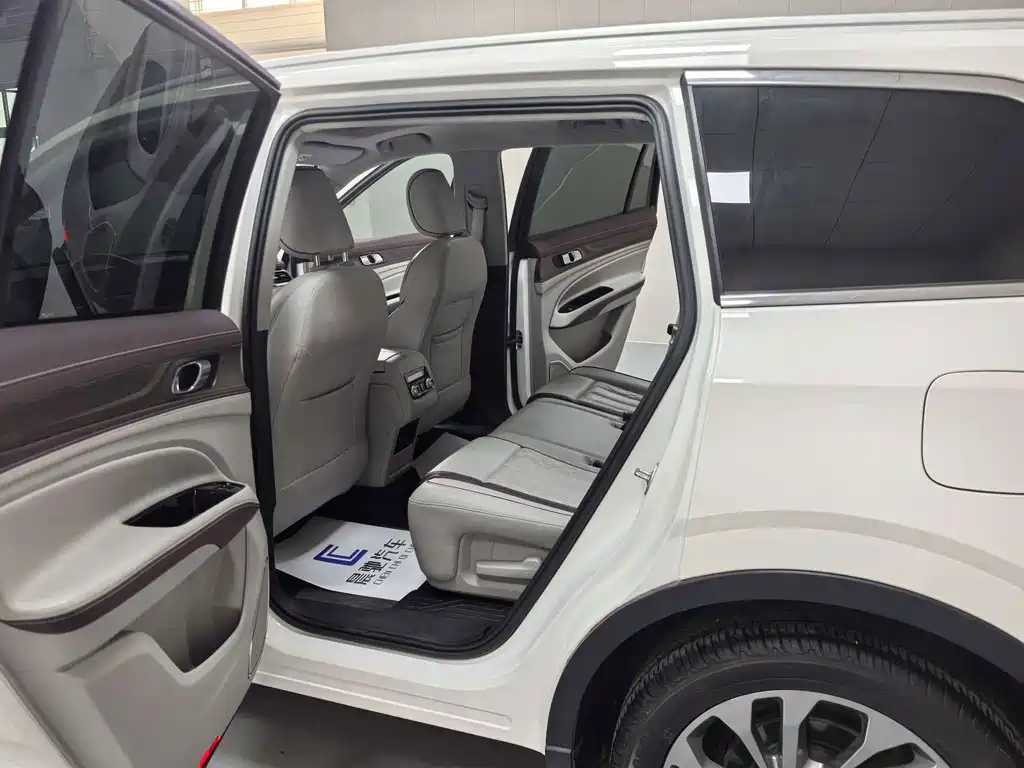 Ford Equator — миниатюра 14