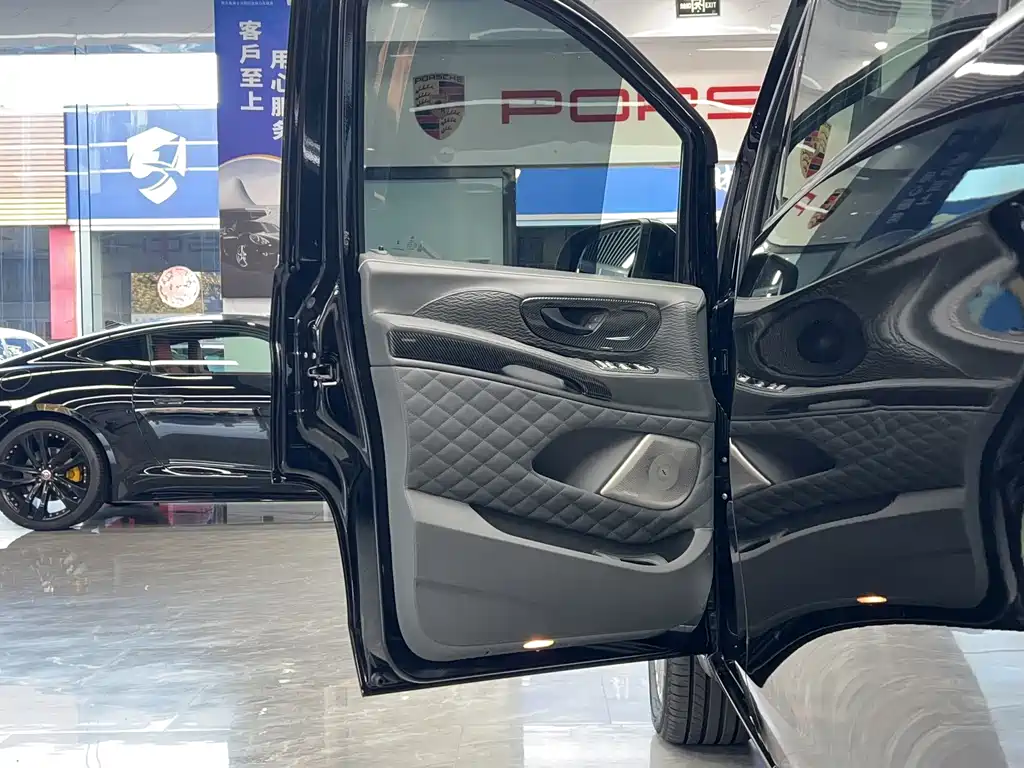 Mercedes-Benz Vito — миниатюра 11
