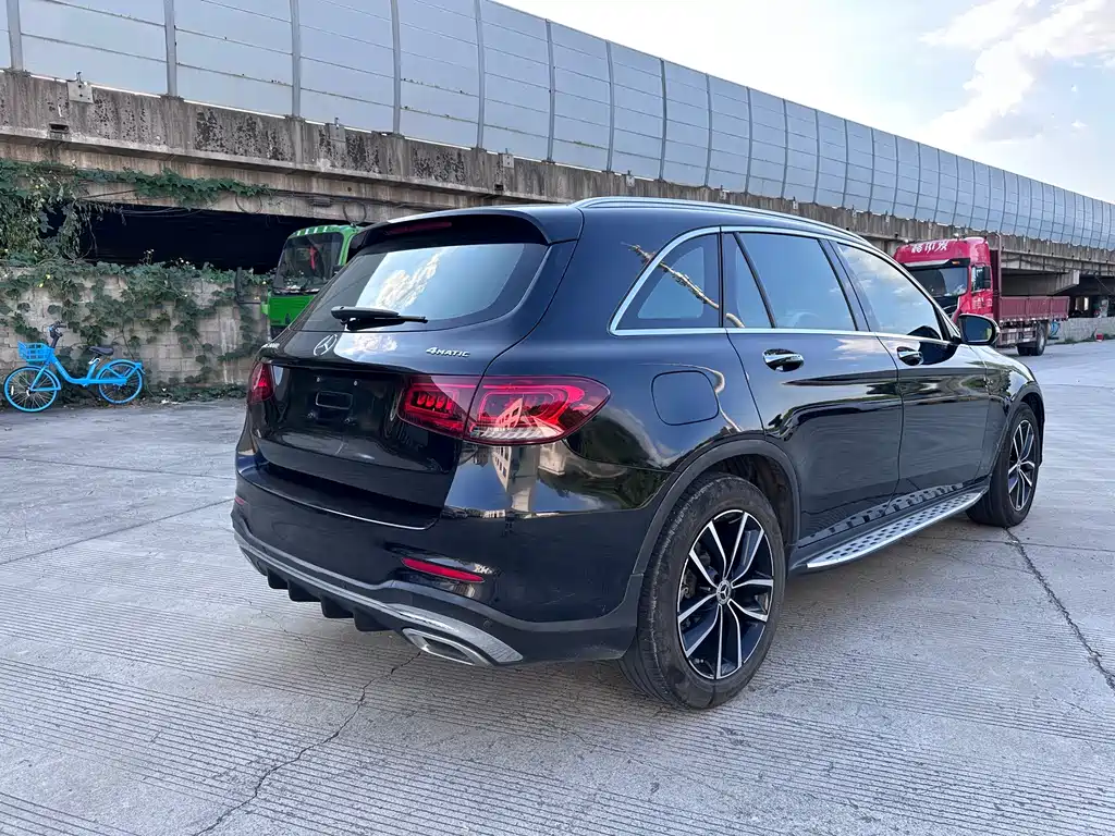 Mercedes-Benz GLC — миниатюра 9