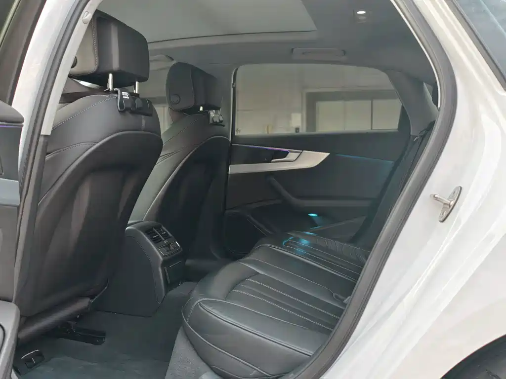 Audi A4L — миниатюра 10