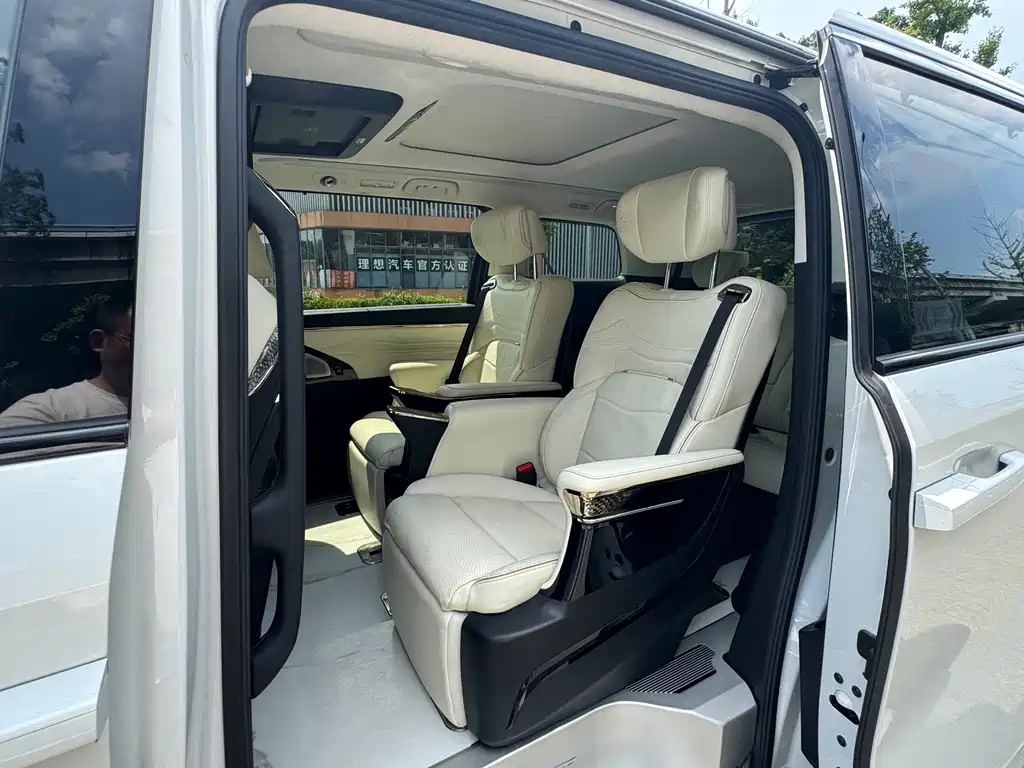 GAC Motor Trumpchi E9 — миниатюра 12