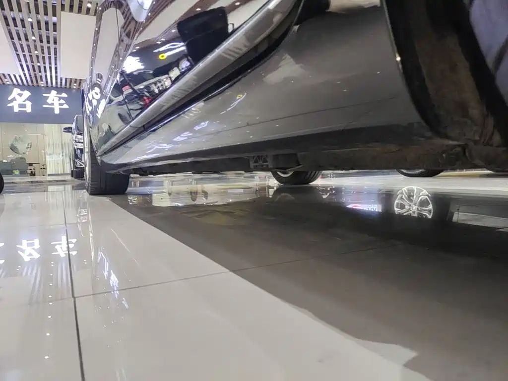 Mercedes-Benz S-Class — миниатюра 21