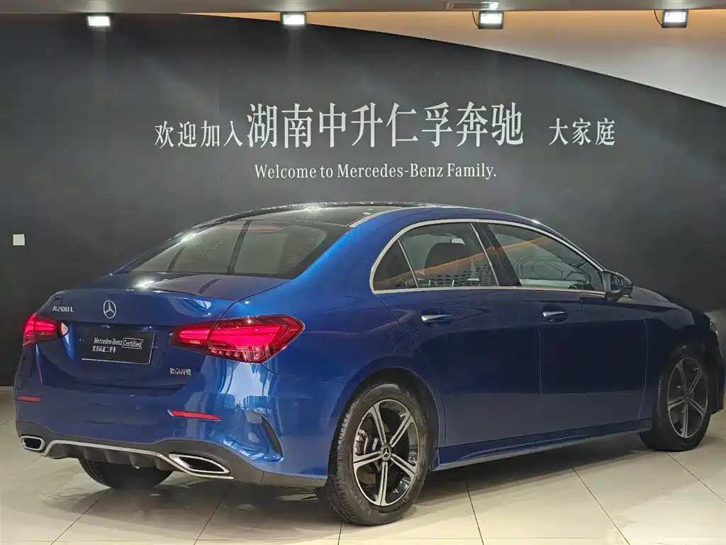 MERCEDES-BENZ A CLASS