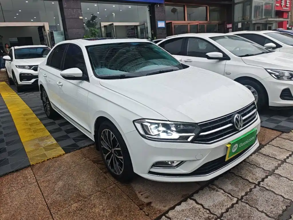 Volkswagen Bora — миниатюра 4