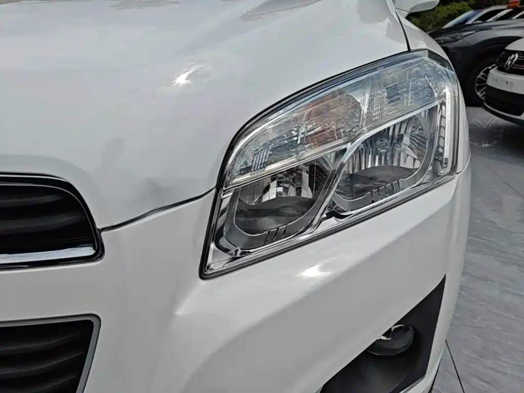 Chevrolet Trax — миниатюра 24