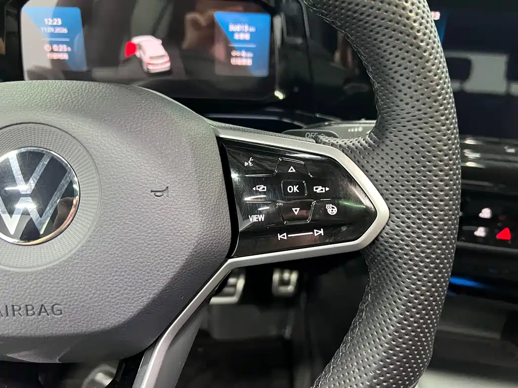 Volkswagen Golf — миниатюра 10