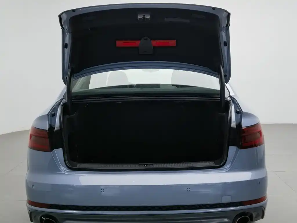 Audi A4L — миниатюра 16