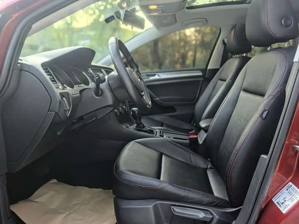 Volkswagen Golf — миниатюра 5