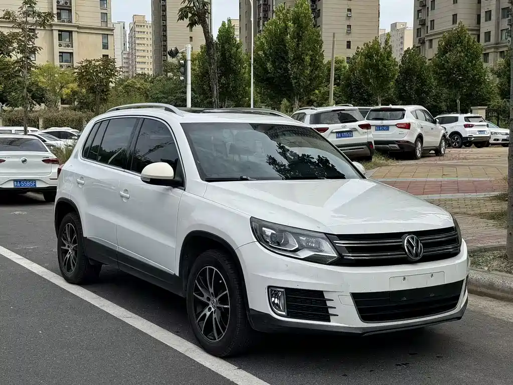 Volkswagen Tiguan — миниатюра 3
