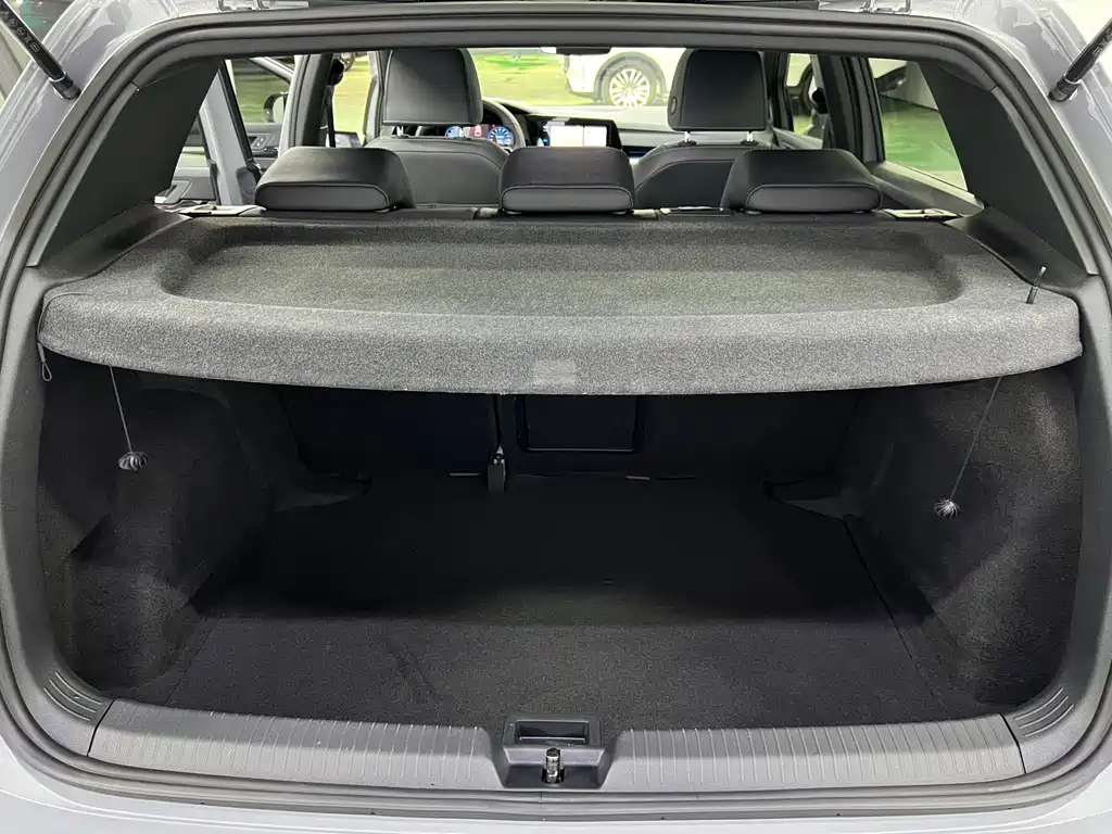 Volkswagen Golf — миниатюра 19
