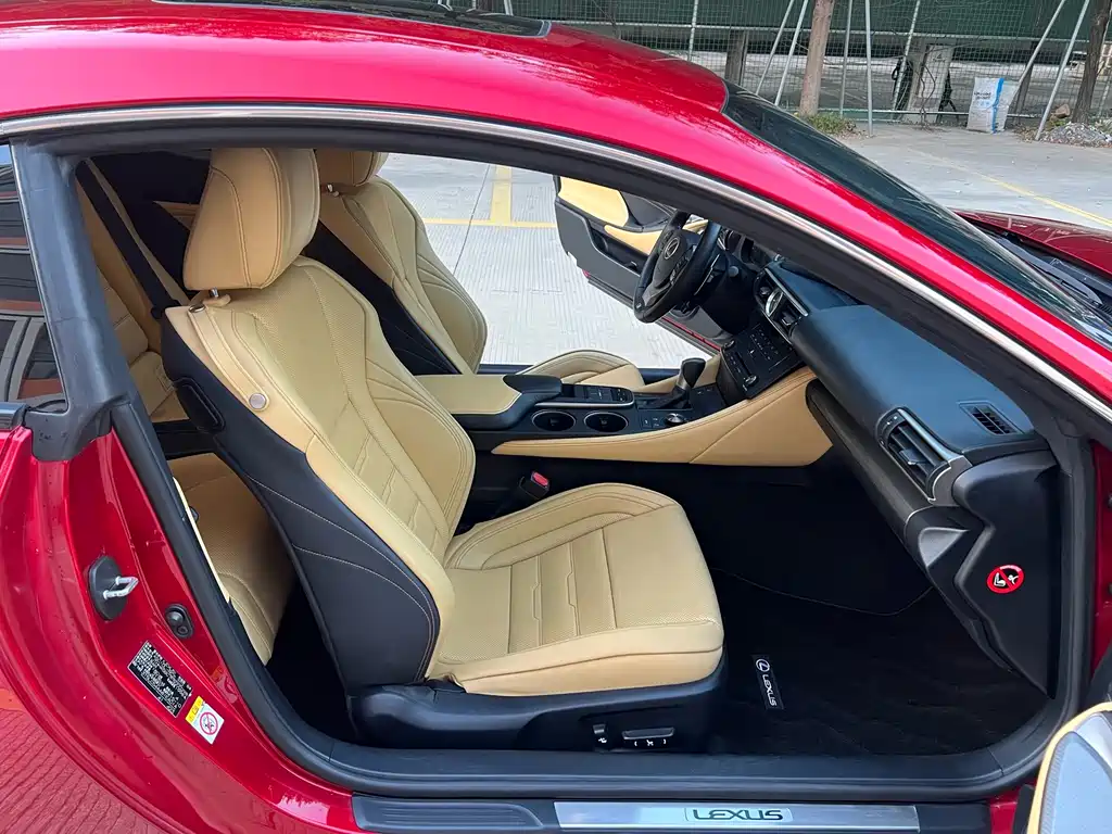 Lexus RC — миниатюра 8