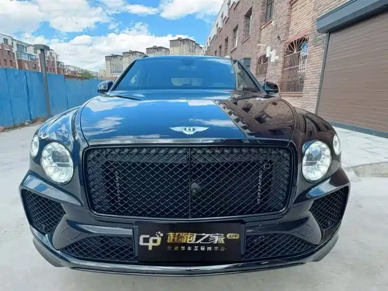 Купить Bentley Bentayga