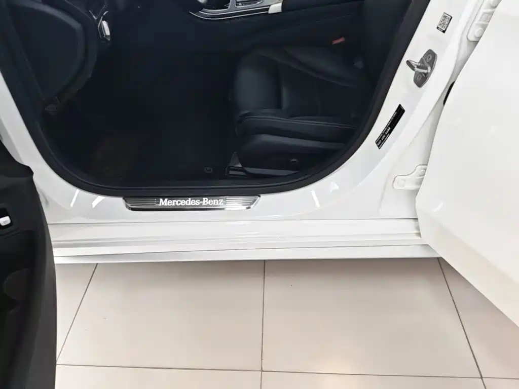Mercedes-Benz C-Class — миниатюра 22