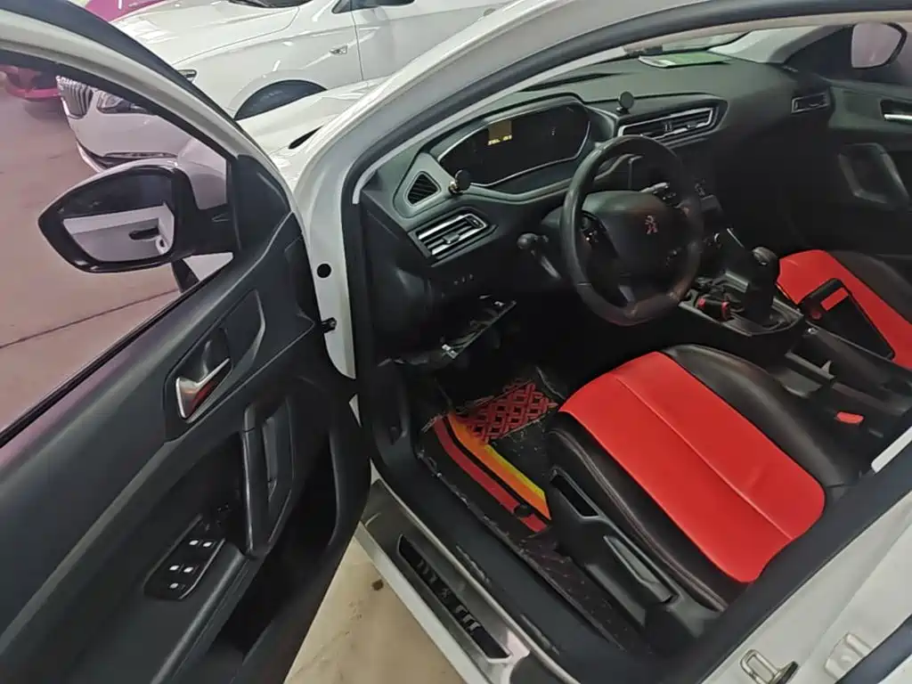 Peugeot 308 — миниатюра 16