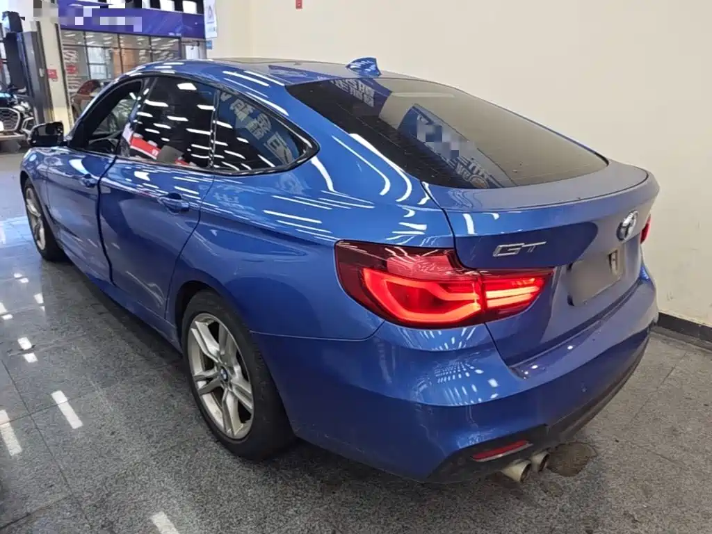 BMW 3 Series GT 3 GT 2019 320i M Sport
