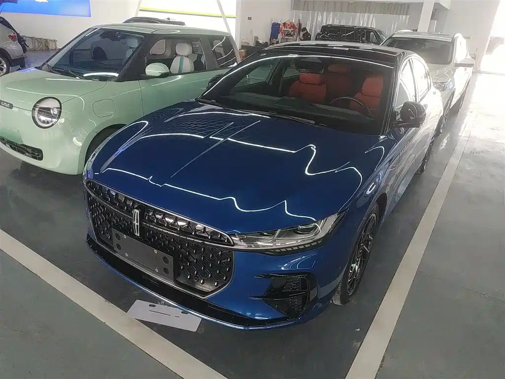 Lincoln Z 2023