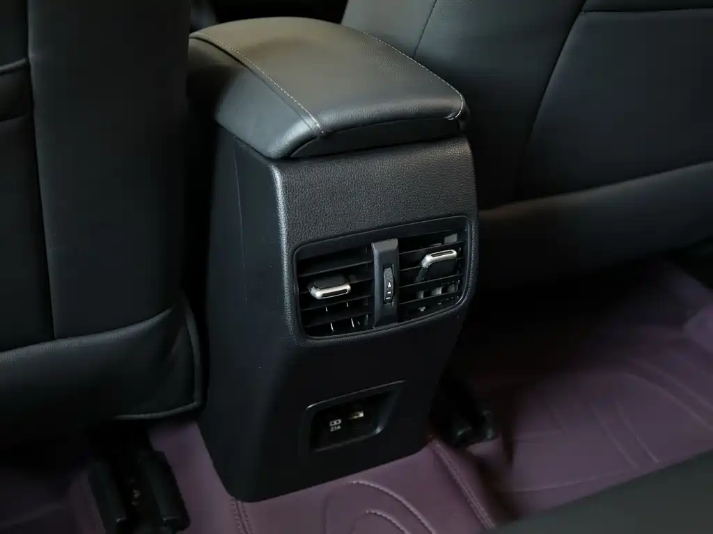 Toyota Corolla — миниатюра 13