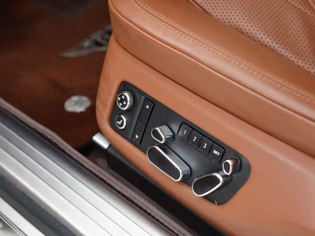 Bentley Flying Spur 2013 6.0T W12 Luxury