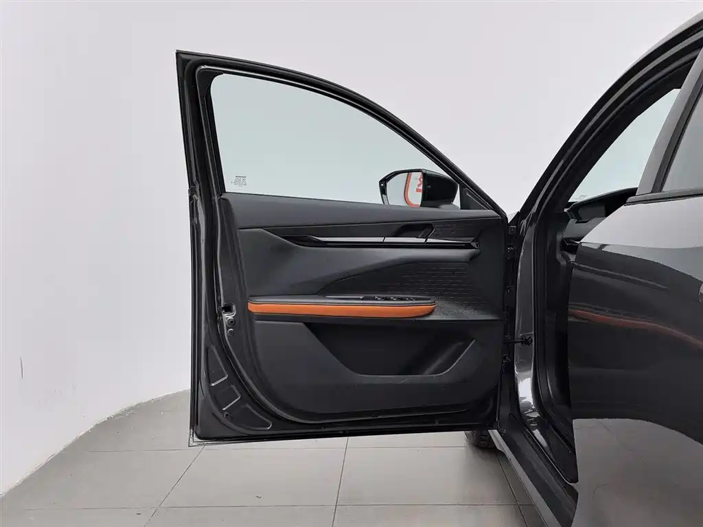 Changan UNI-V 2022 1.5T Luxury
