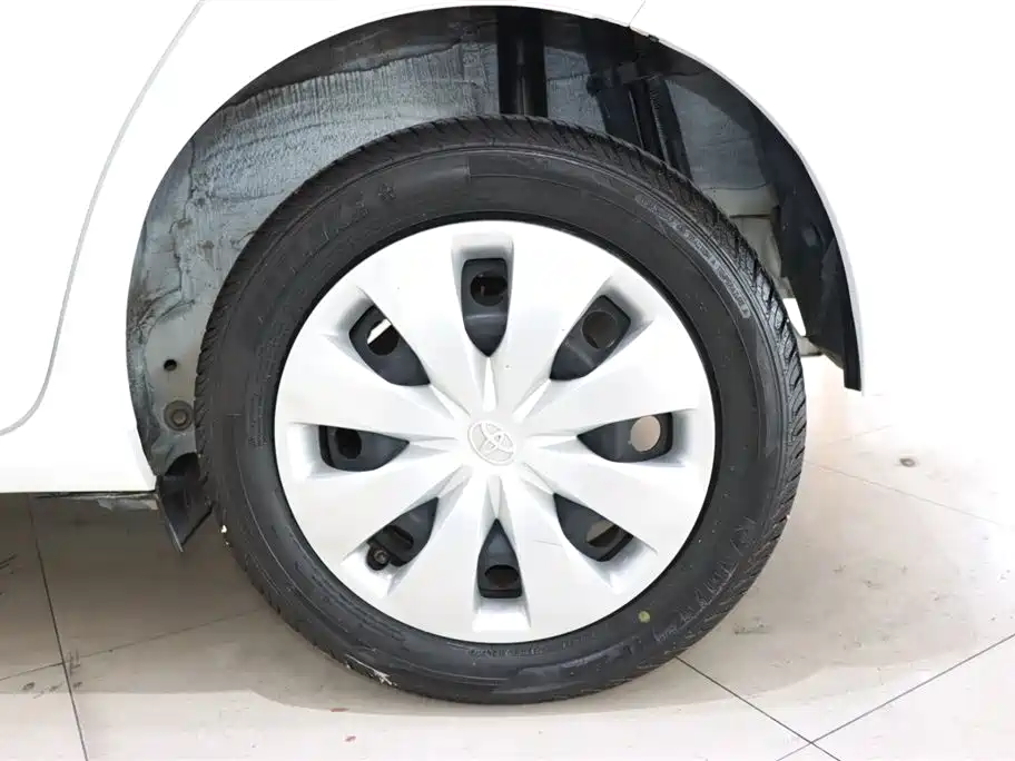 TOYOTA YARIS L ZHIXUAN