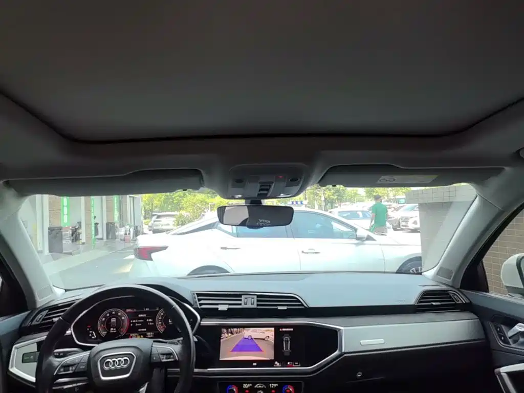 Audi Q3 — миниатюра 18