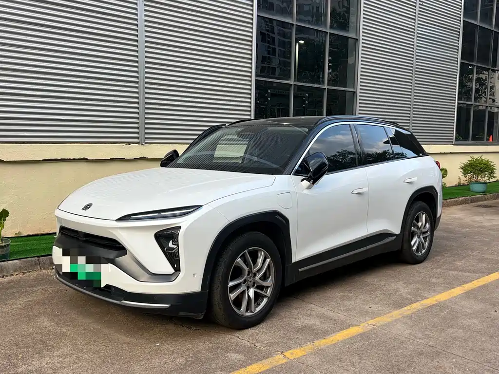 NIO ES6