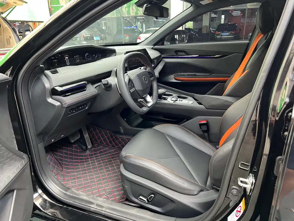 Changan UNI-V — миниатюра 4