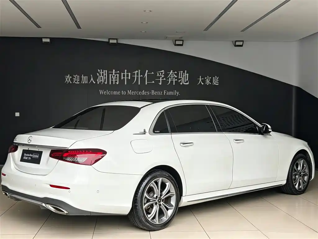 Mercedes-Benz E-Class E 2022 E 300 L Sport Fashion