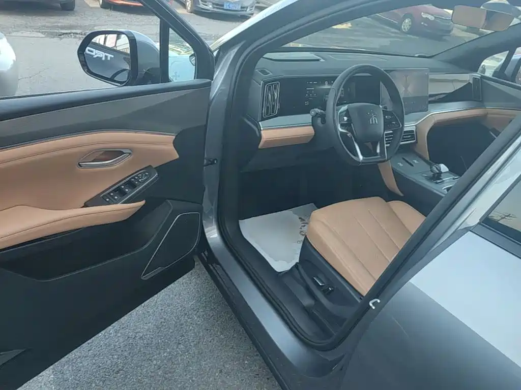 BYD L DM-i — миниатюра 16