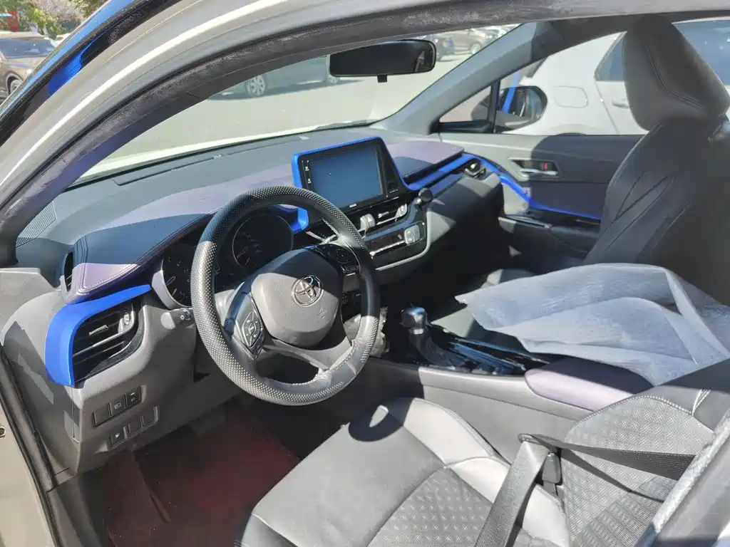 Toyota IZOA — миниатюра 7