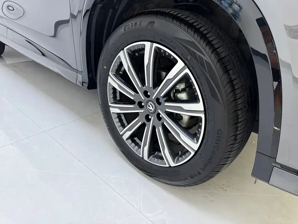 Changan CS75 PLUS — миниатюра 7