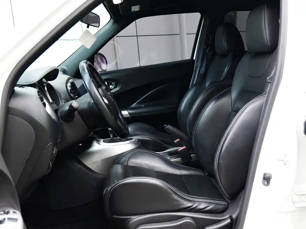 Infiniti ESQ — миниатюра 8