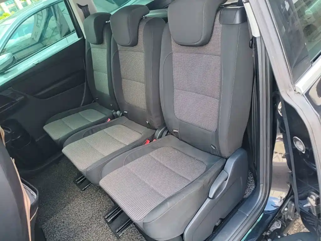Volkswagen Sharan — миниатюра 22