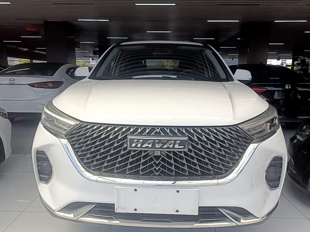 Haval Haval M6 1.5 л 2021 г. Белый, пробег 33000 км