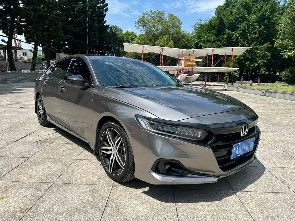 Honda Accord — миниатюра 2
