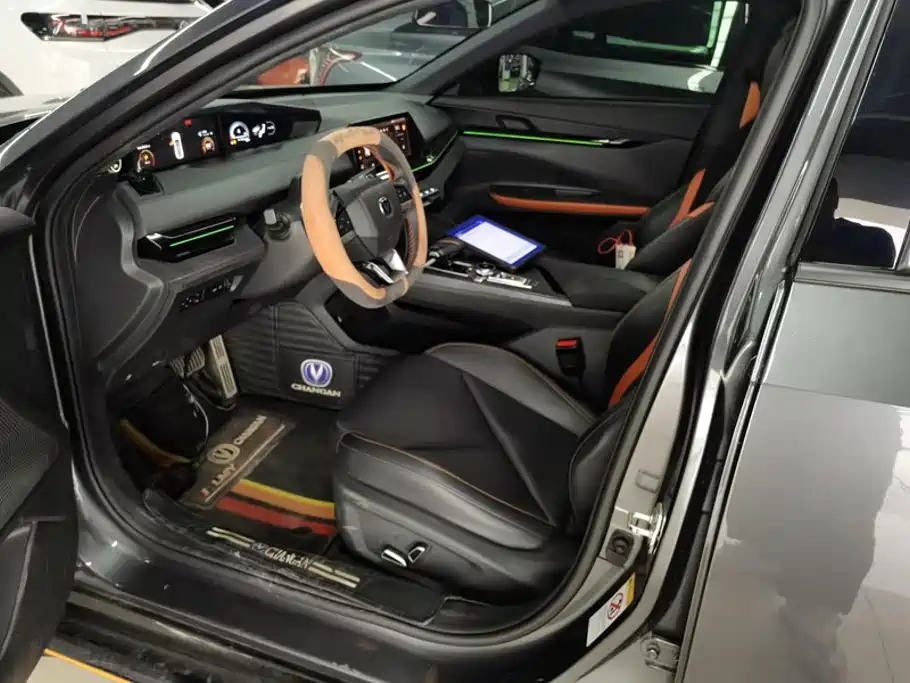 Changan UNI-V — миниатюра 9