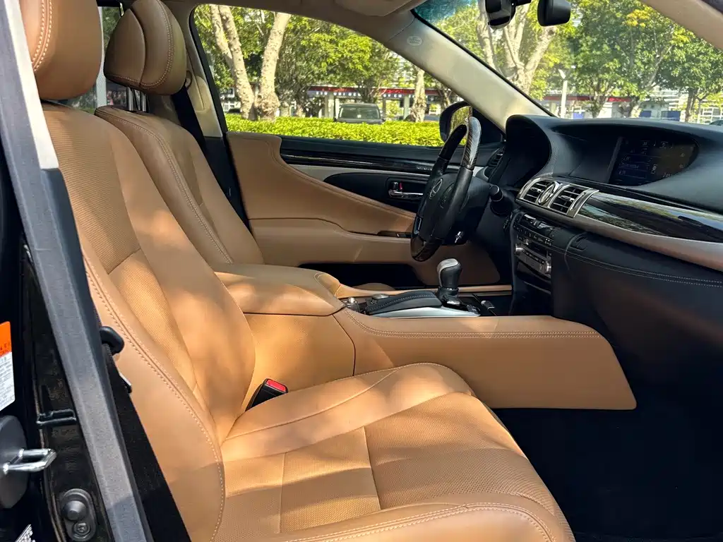 Lexus LS 460L, фото 9