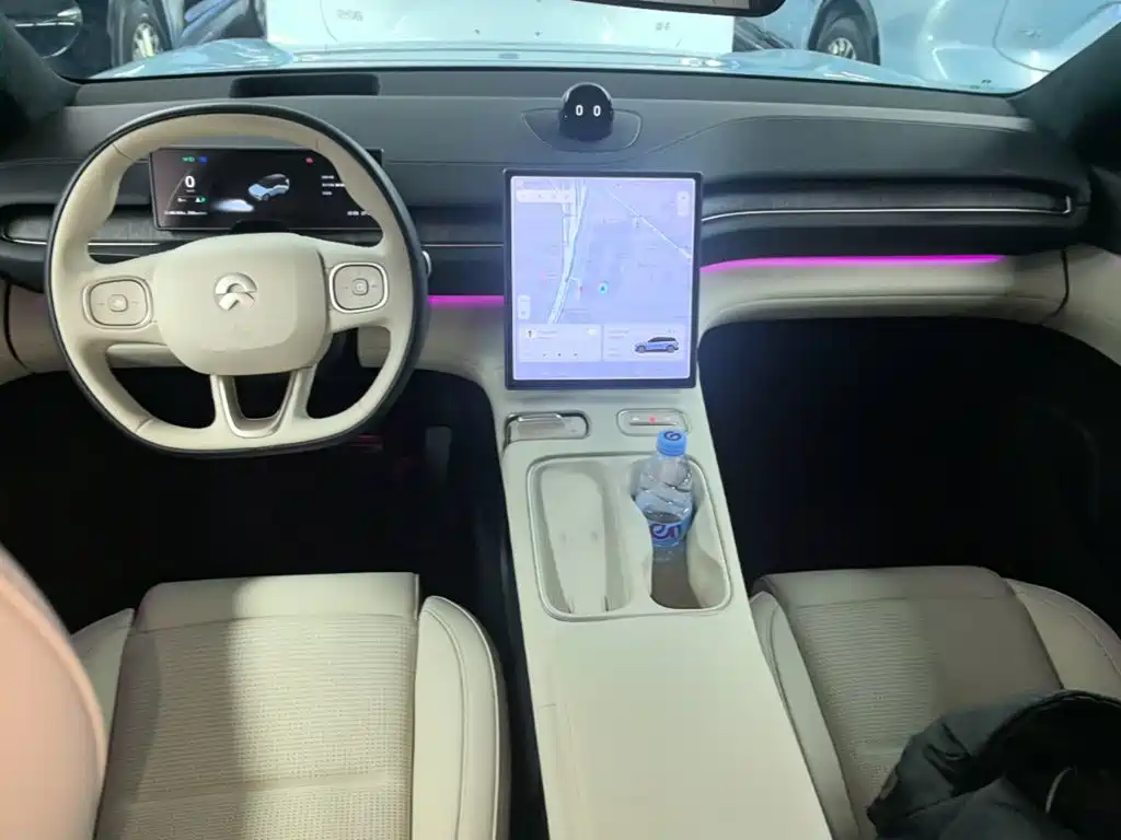 NIO ES6 — миниатюра 10
