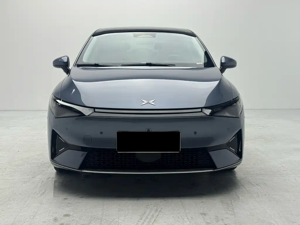 XPeng P5