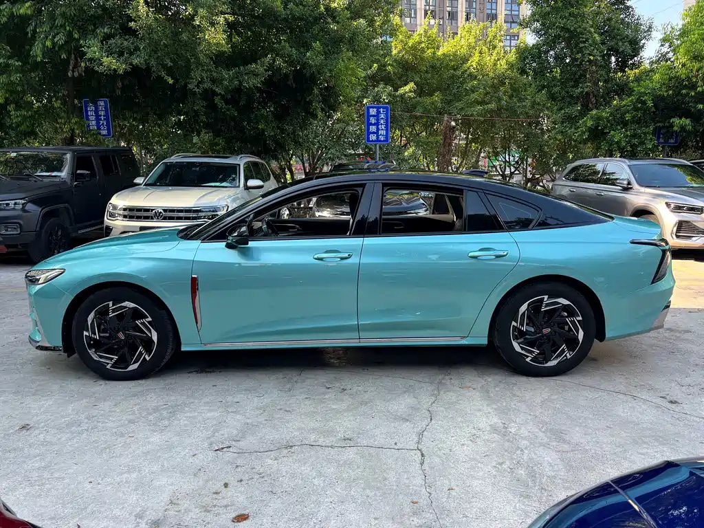 Hongqi Hongqi H6 — миниатюра 6