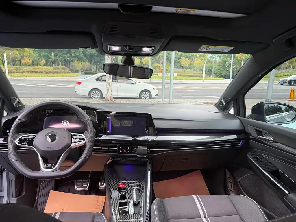 Volkswagen Golf — миниатюра 11
