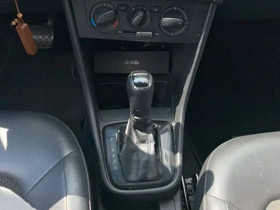 Skoda Rapid Spaceback — миниатюра 16