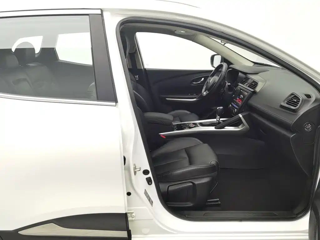 Renault Kadjar — миниатюра 23