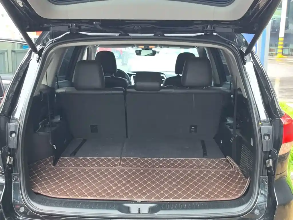 Toyota Highlander — миниатюра 13