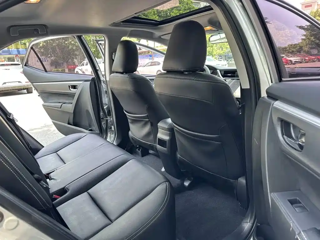 Toyota Corolla — миниатюра 13