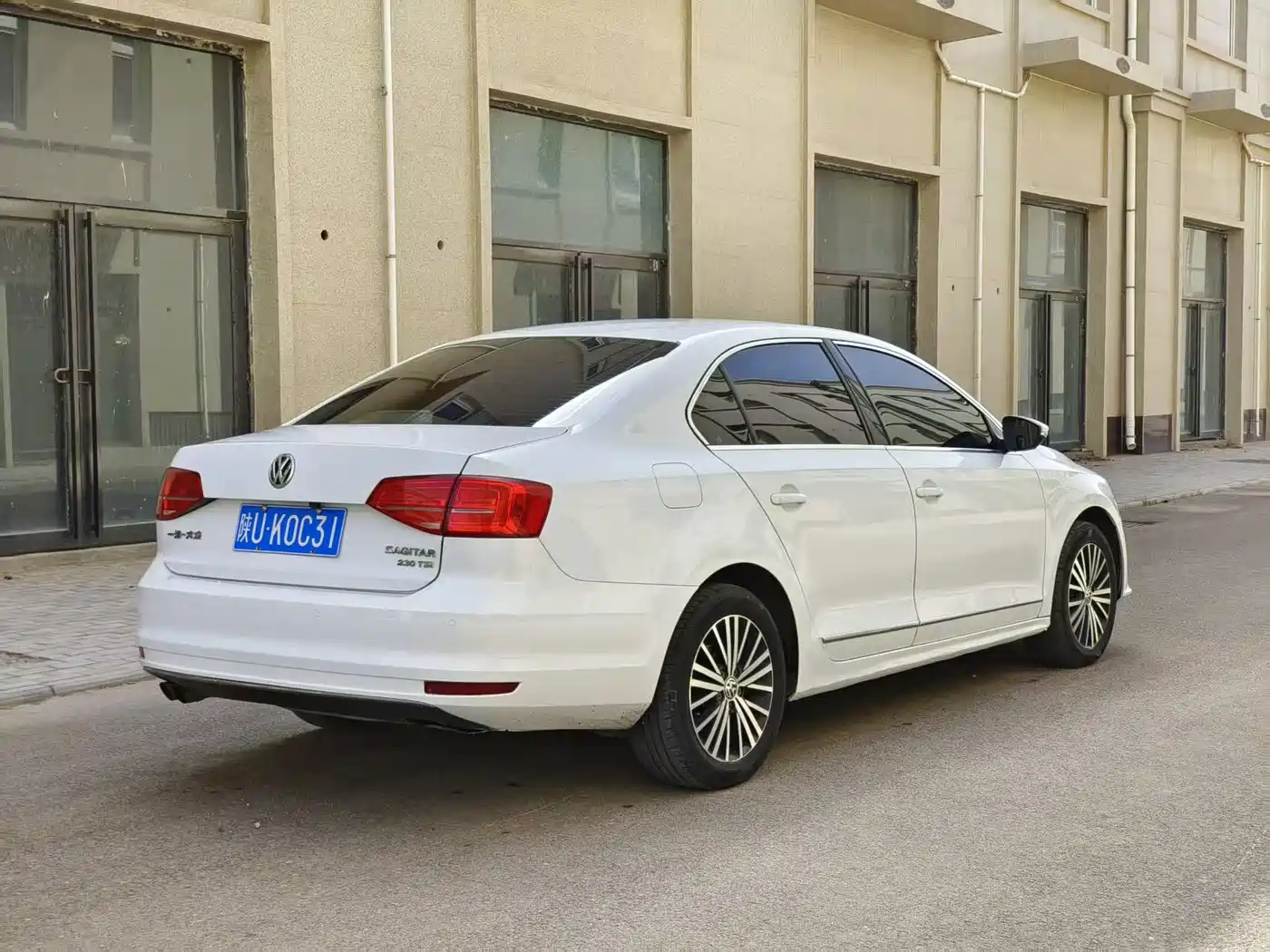 Volkswagen Sagitar