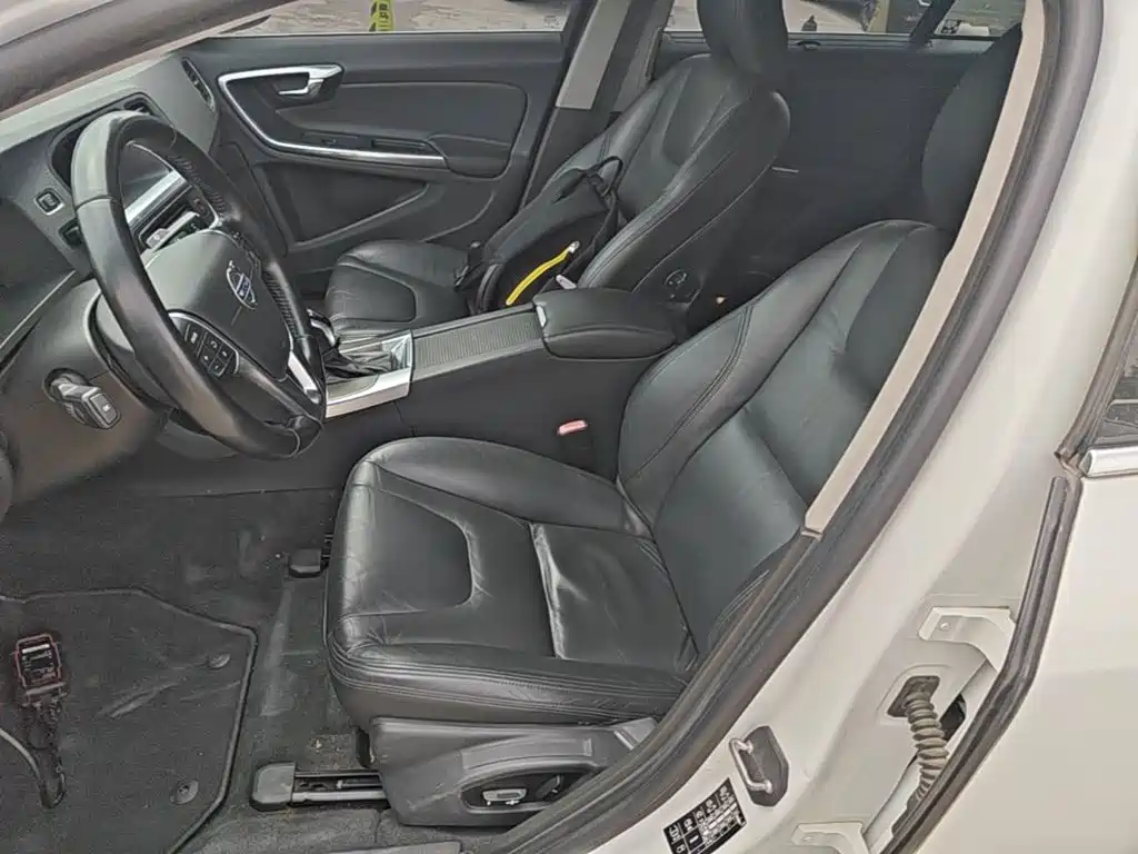 Volvo S60 — миниатюра 15